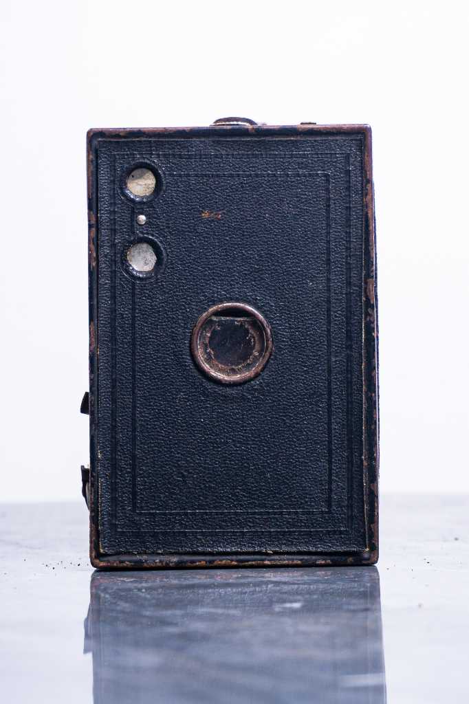Kamera Merk Brownie SIX20 Camera Model C