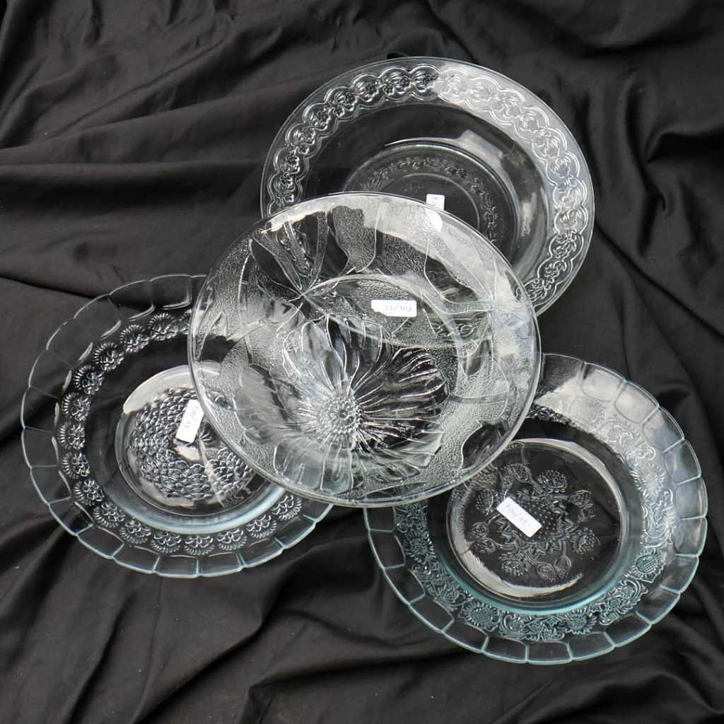 Piring Kaca Vintage