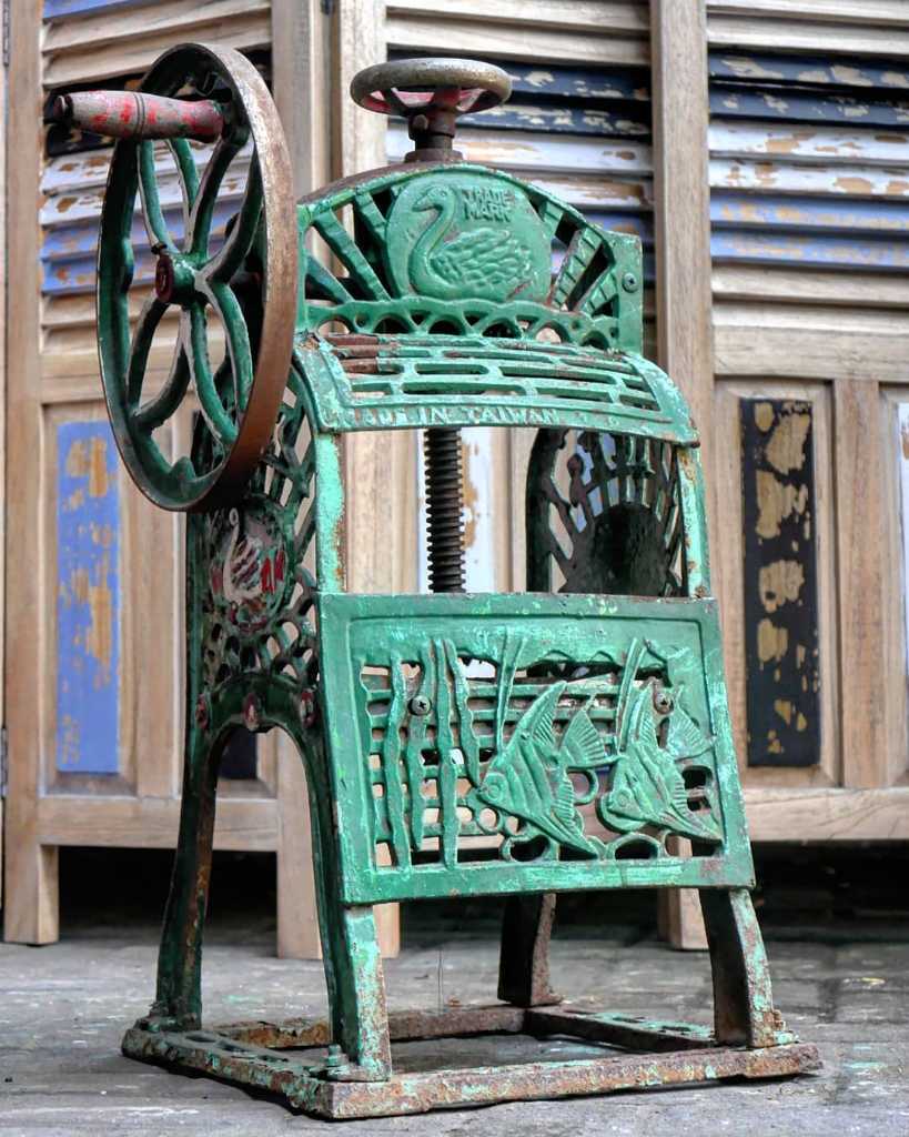 Mesin Serut Es Manual