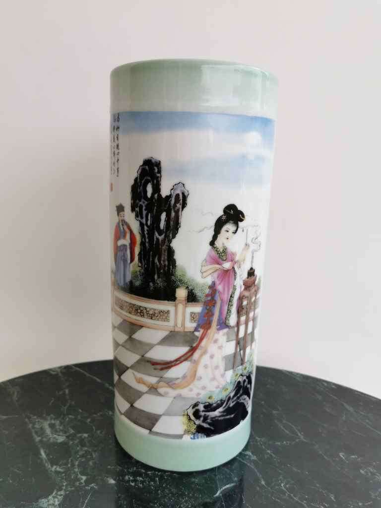 Guci Keramik China Antik