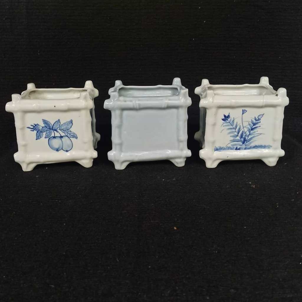 Pot Bunga Keramik Vintage