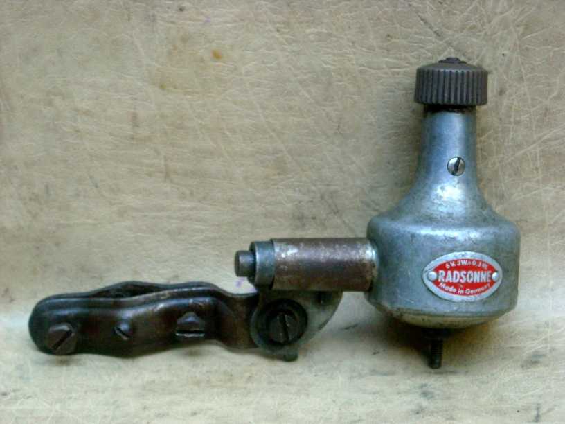 DYNAMO RADSONE - Kecil - Germany (704 –DINAMO)