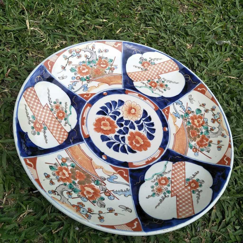 Piring Keramik Vintage Jepang
