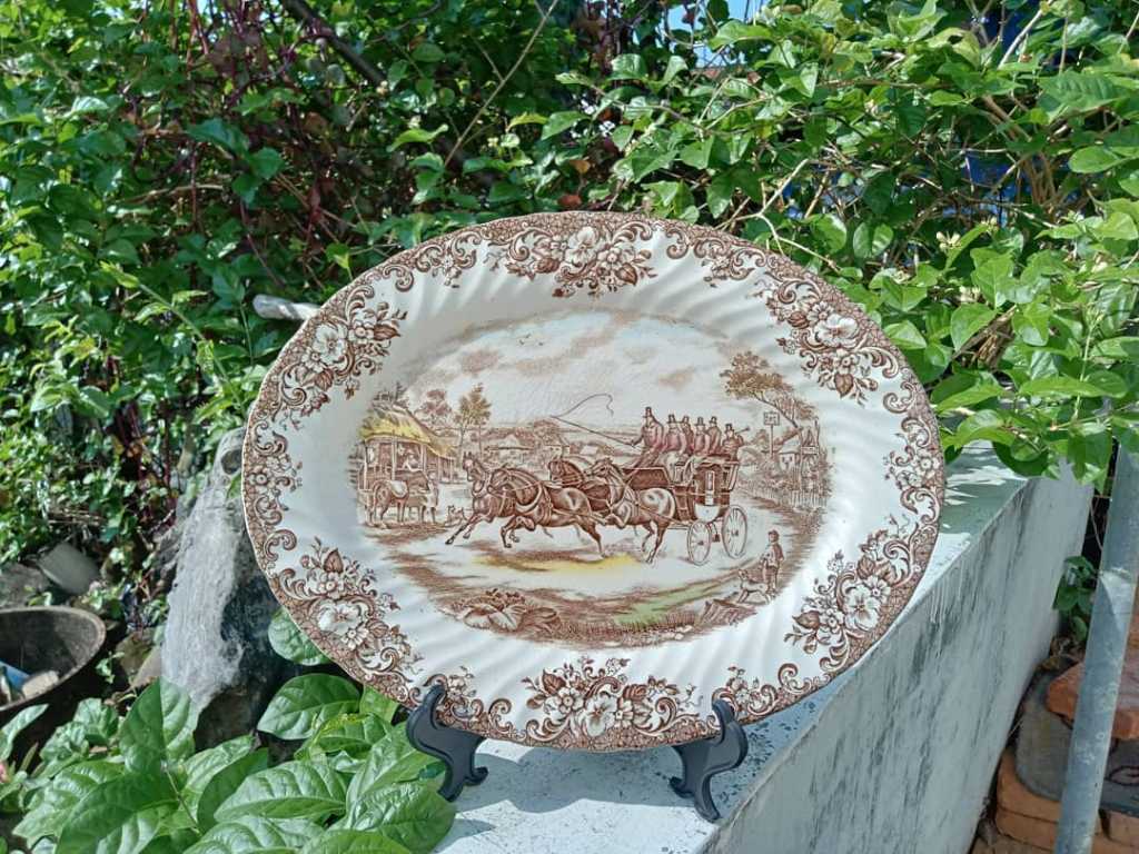Piring Keramik Vintage