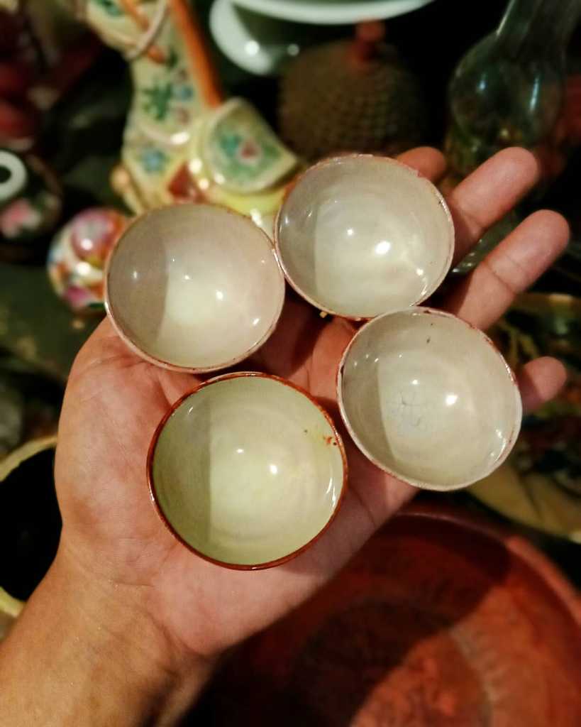 Cucing Porcelain Antik