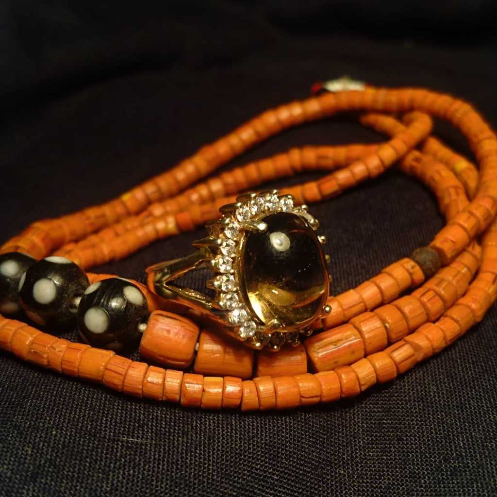 cincin perak batu kecubung