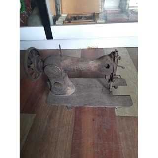Mesin Jahit Vintage