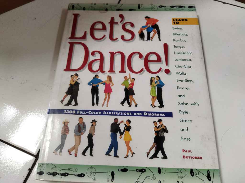 Buku Let's Dance! A-003