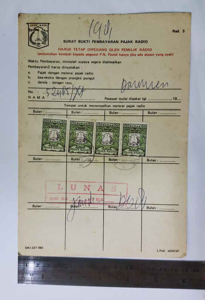 SURAT BUKTI PEMBAYARAN PAJAK RADIO No.52485/Jkt ; Jakarta tahun 1981; bukti pembayaran 4 buah materai Pajak Radio Jaya Raya 150 Rupiah