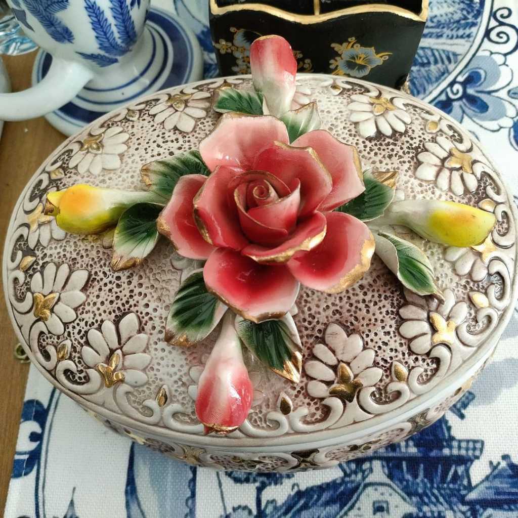 Toples Keramik Vintage