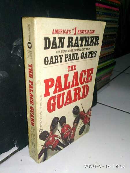 Novel 1975 PALACE GUARD Printed in U S A